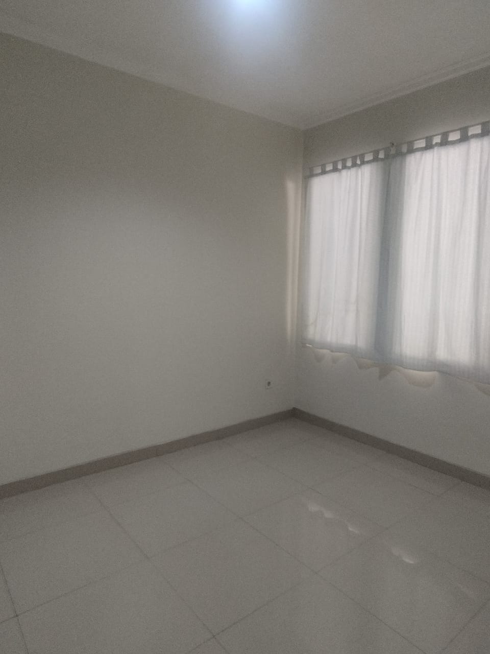 Rumah Disewakan di Cluster Ambrosia Lippo Cikarang 